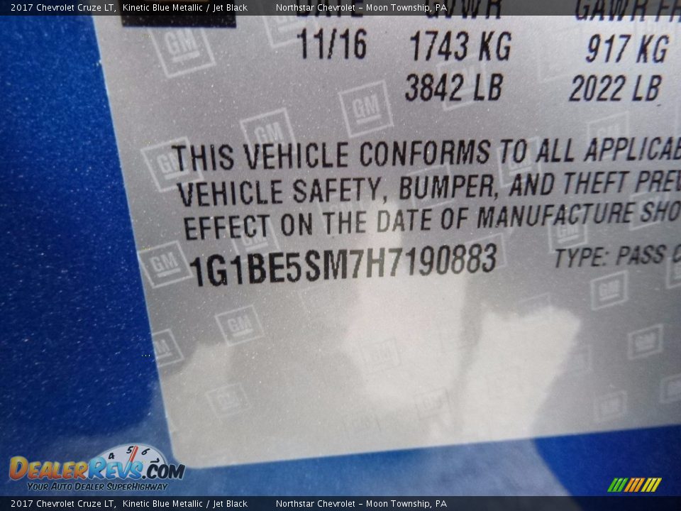 2017 Chevrolet Cruze LT Kinetic Blue Metallic / Jet Black Photo #15