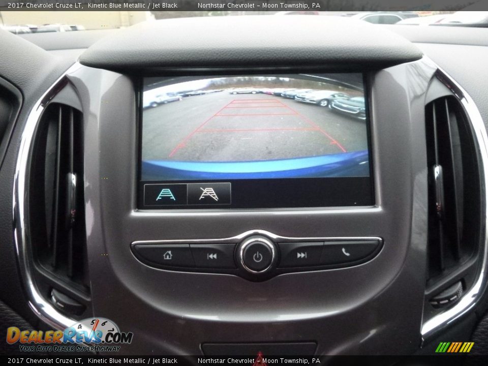 2017 Chevrolet Cruze LT Kinetic Blue Metallic / Jet Black Photo #17