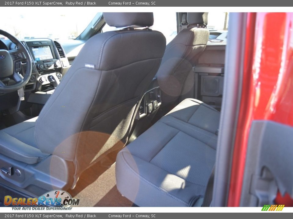 2017 Ford F150 XLT SuperCrew Ruby Red / Black Photo #17
