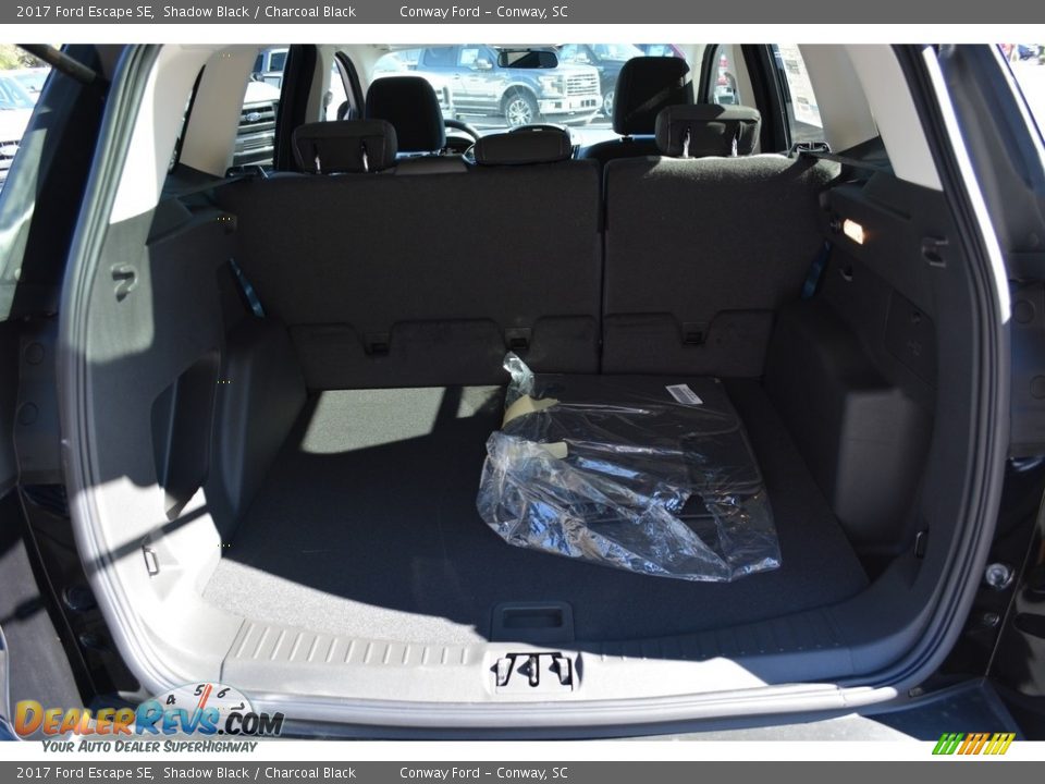 2017 Ford Escape SE Shadow Black / Charcoal Black Photo #6