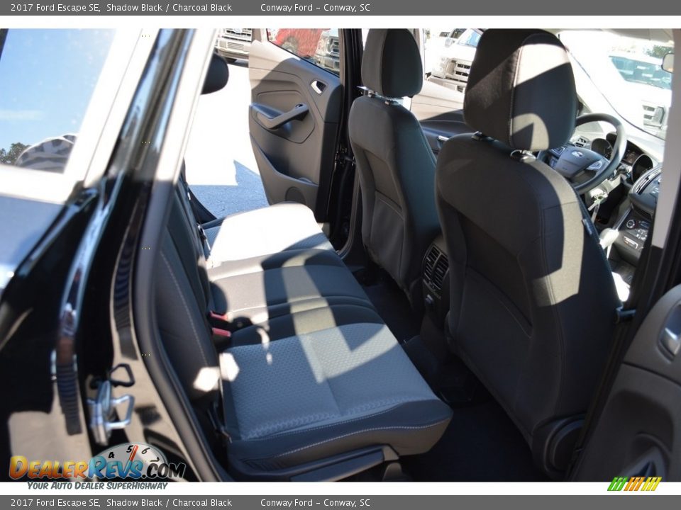 2017 Ford Escape SE Shadow Black / Charcoal Black Photo #18