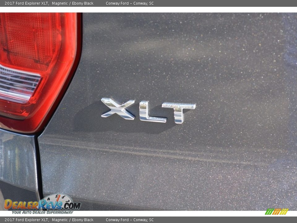 2017 Ford Explorer XLT Magnetic / Ebony Black Photo #5
