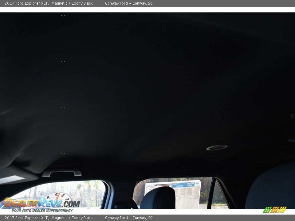 2017 Ford Explorer XLT Magnetic / Ebony Black Photo #14