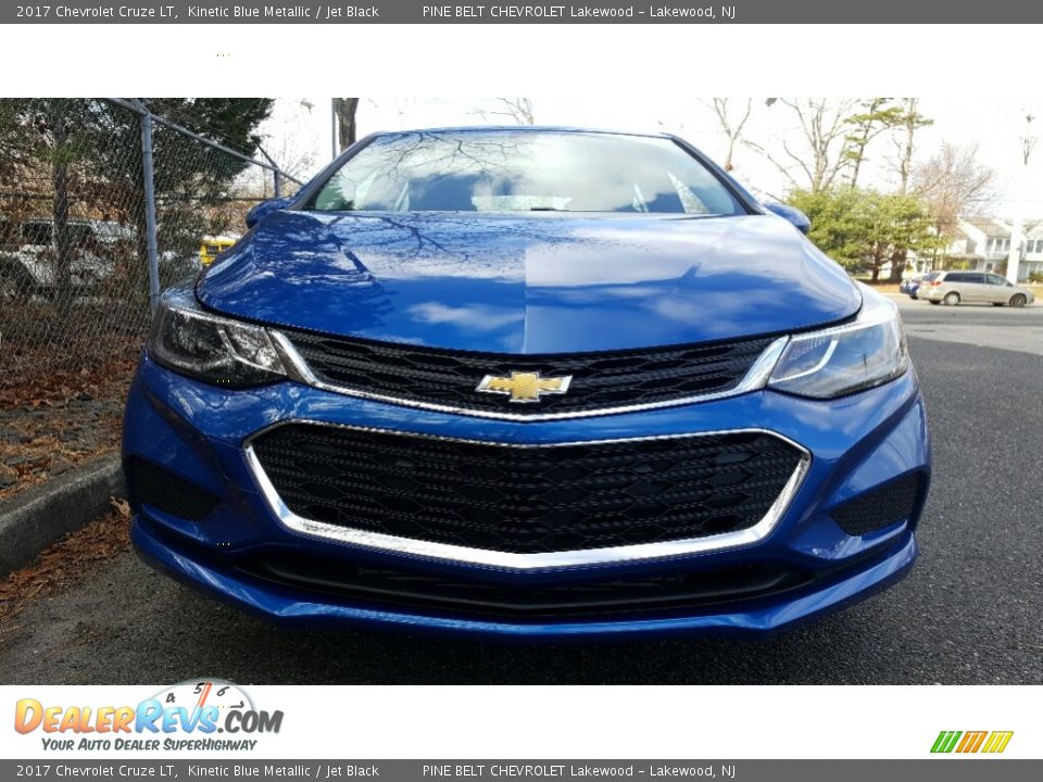 2017 Chevrolet Cruze LT Kinetic Blue Metallic / Jet Black Photo #2