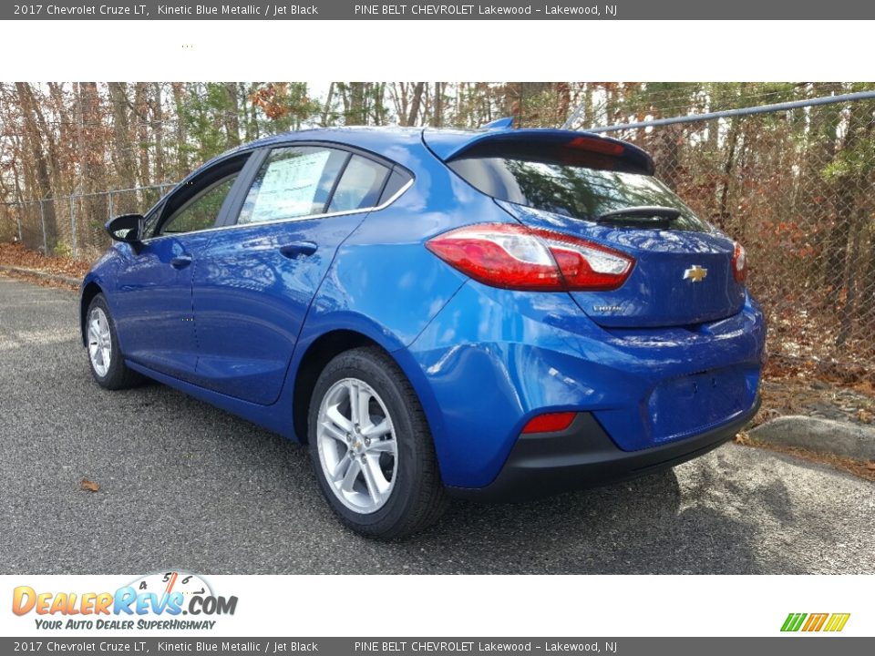 2017 Chevrolet Cruze LT Kinetic Blue Metallic / Jet Black Photo #4