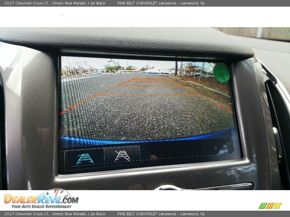 2017 Chevrolet Cruze LT Kinetic Blue Metallic / Jet Black Photo #10