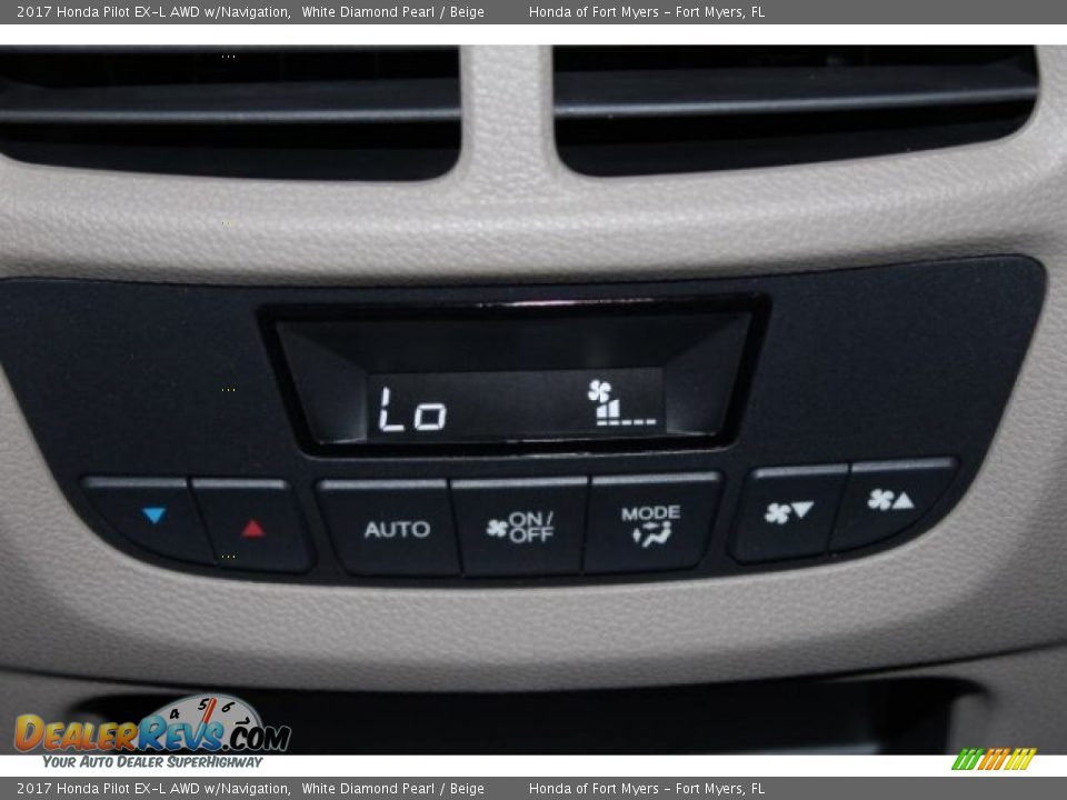 2017 Honda Pilot EX-L AWD w/Navigation White Diamond Pearl / Beige Photo #29