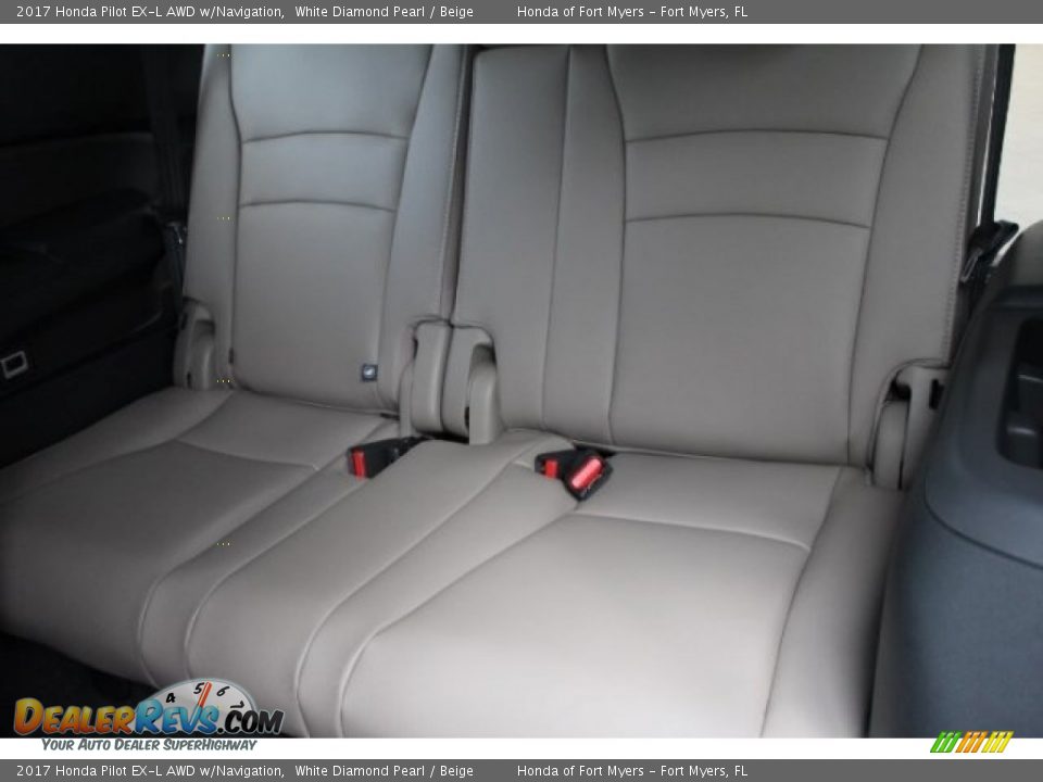 2017 Honda Pilot EX-L AWD w/Navigation White Diamond Pearl / Beige Photo #30
