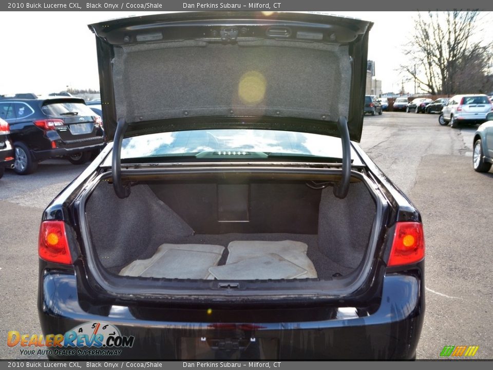 2010 Buick Lucerne CXL Black Onyx / Cocoa/Shale Photo #8
