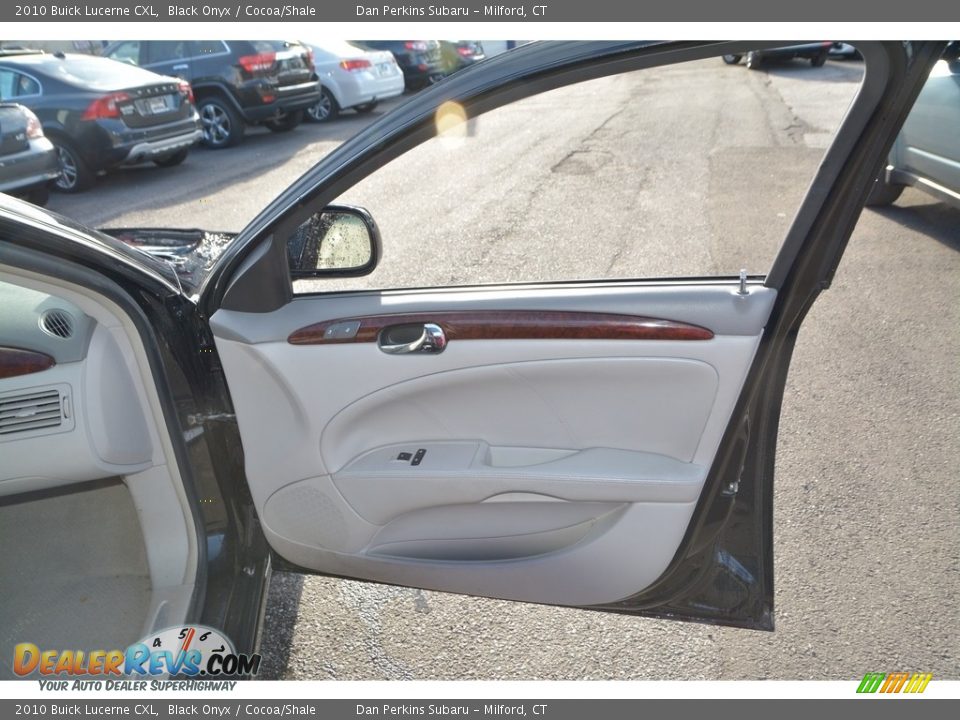 2010 Buick Lucerne CXL Black Onyx / Cocoa/Shale Photo #18