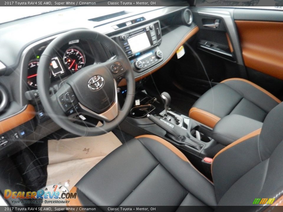 Cinnamon Interior - 2017 Toyota RAV4 SE AWD Photo #4