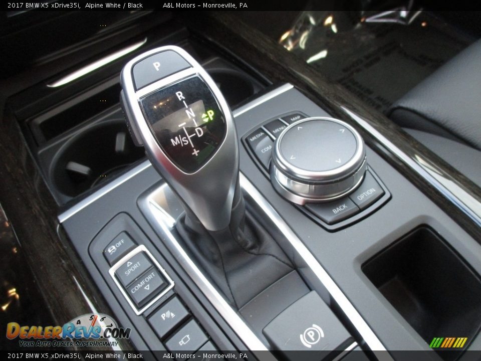 2017 BMW X5 xDrive35i Shifter Photo #15