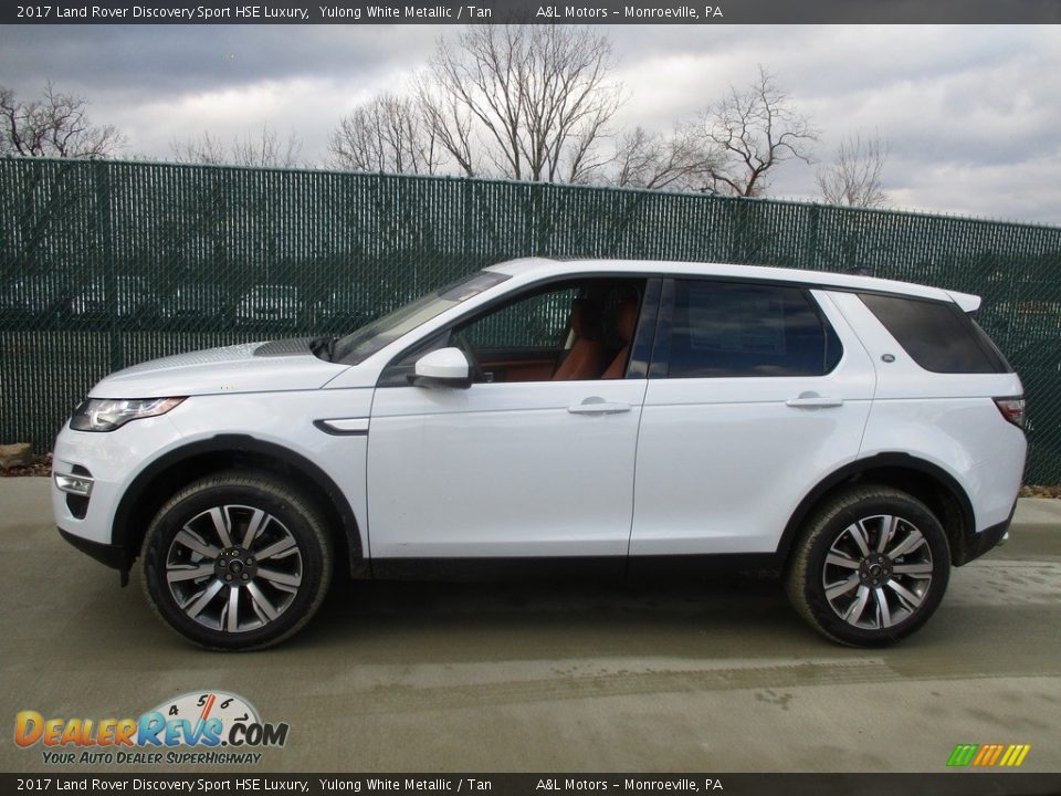 Yulong White Metallic 2017 Land Rover Discovery Sport HSE Luxury Photo #8