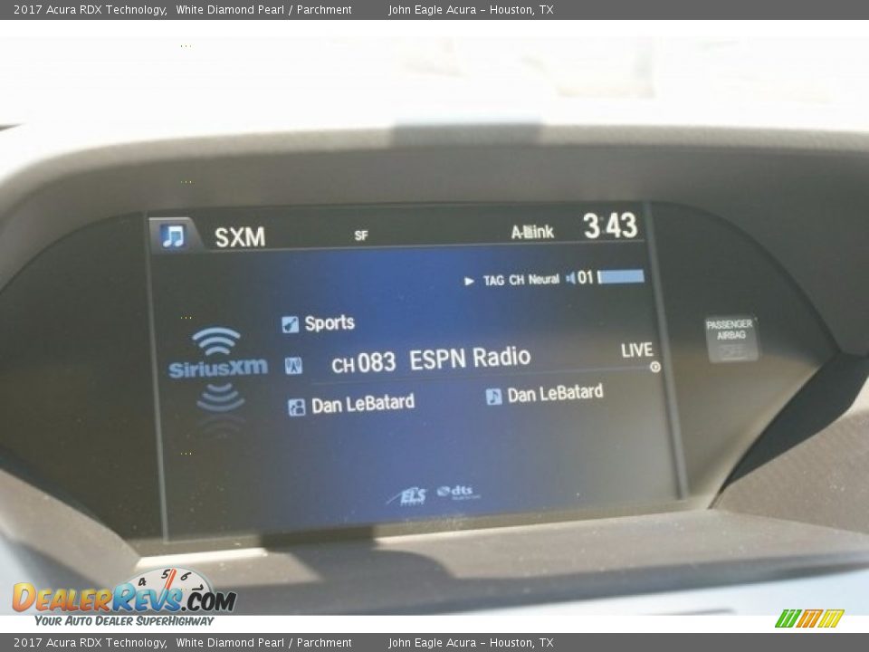 2017 Acura RDX Technology White Diamond Pearl / Parchment Photo #30