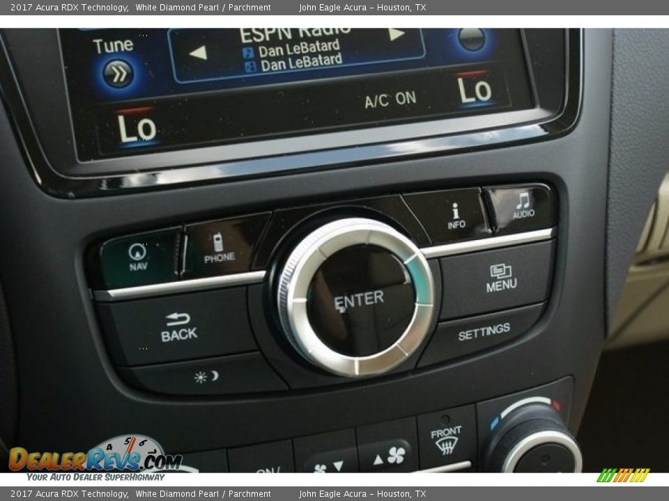 2017 Acura RDX Technology White Diamond Pearl / Parchment Photo #32
