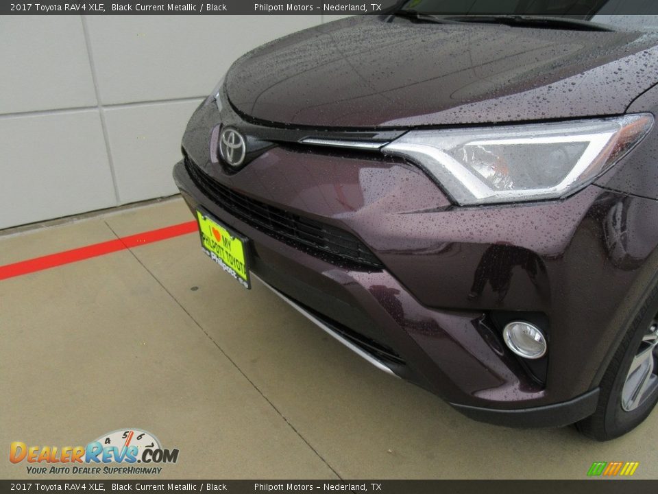 2017 Toyota RAV4 XLE Black Current Metallic / Black Photo #10