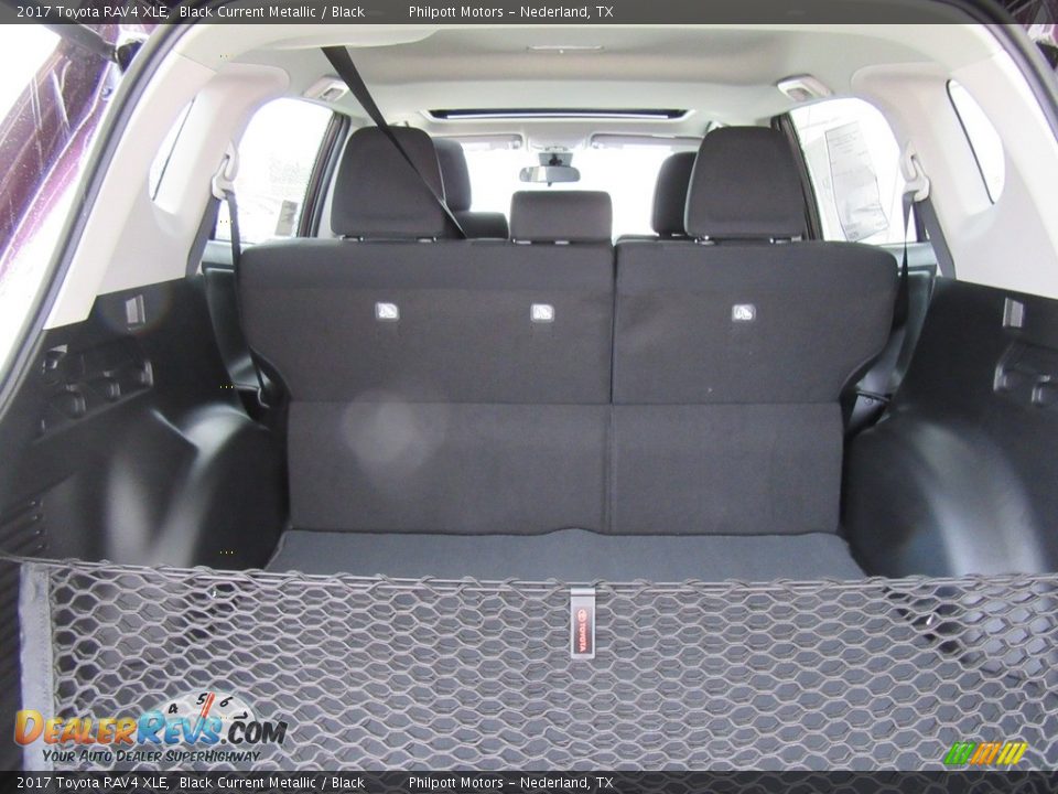 2017 Toyota RAV4 XLE Black Current Metallic / Black Photo #16