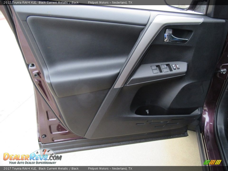 2017 Toyota RAV4 XLE Black Current Metallic / Black Photo #19