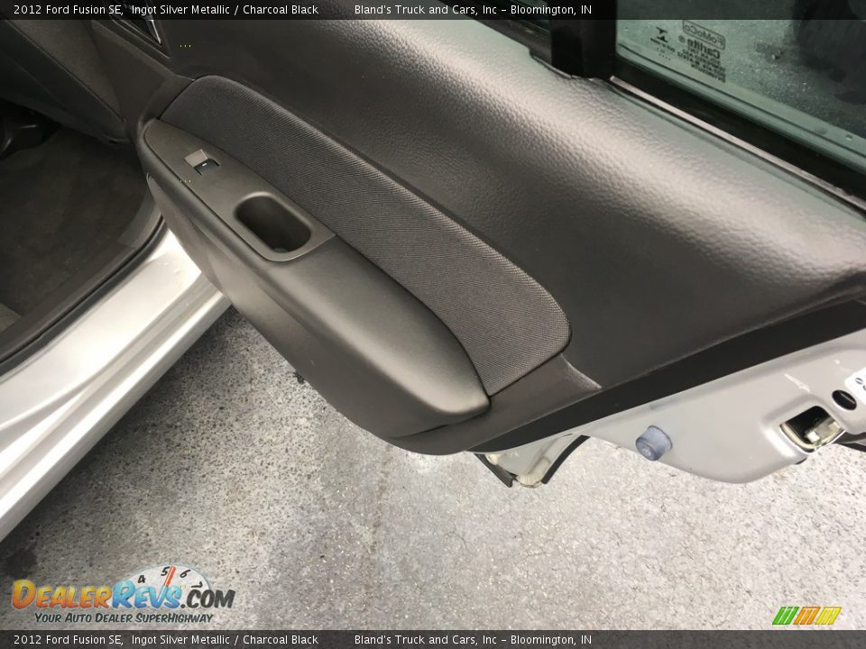 2012 Ford Fusion SE Ingot Silver Metallic / Charcoal Black Photo #18