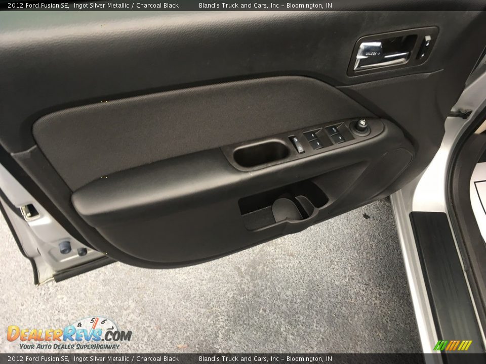 2012 Ford Fusion SE Ingot Silver Metallic / Charcoal Black Photo #31