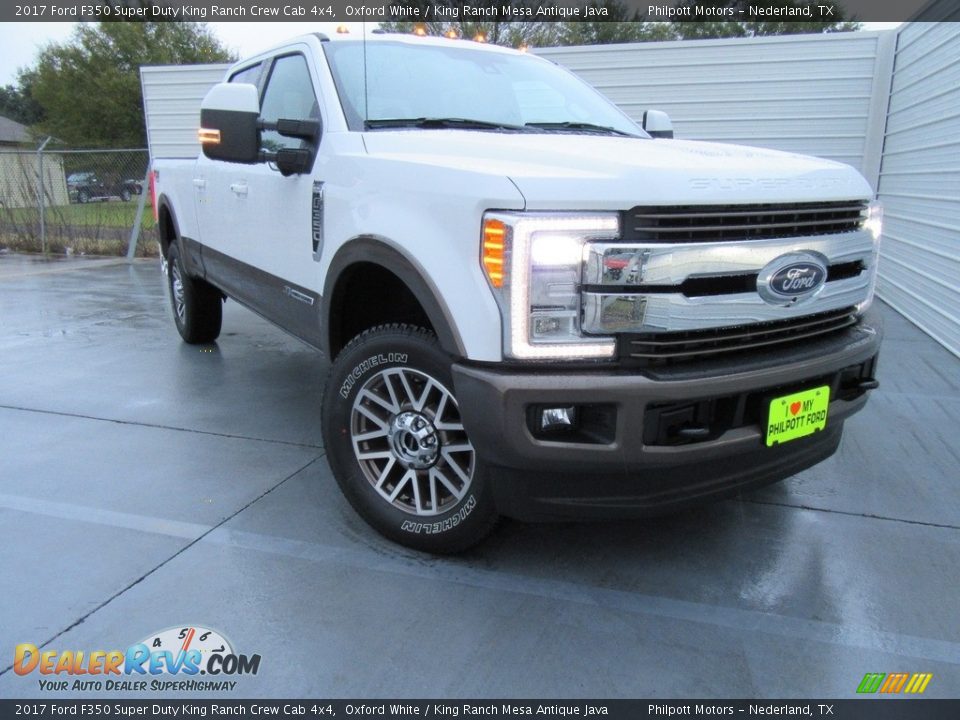 Front 3/4 View of 2017 Ford F350 Super Duty King Ranch Crew Cab 4x4 Photo #2