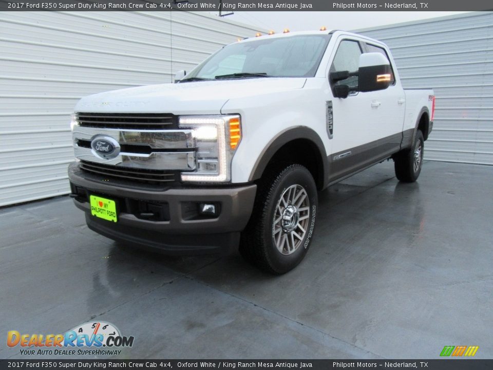 Front 3/4 View of 2017 Ford F350 Super Duty King Ranch Crew Cab 4x4 Photo #7