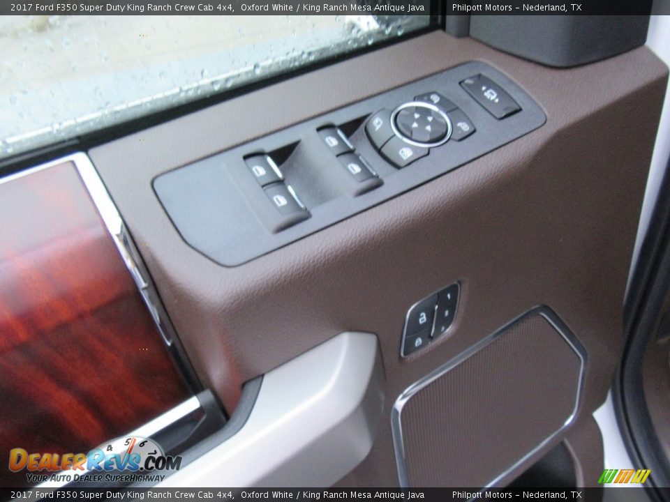 Controls of 2017 Ford F350 Super Duty King Ranch Crew Cab 4x4 Photo #21