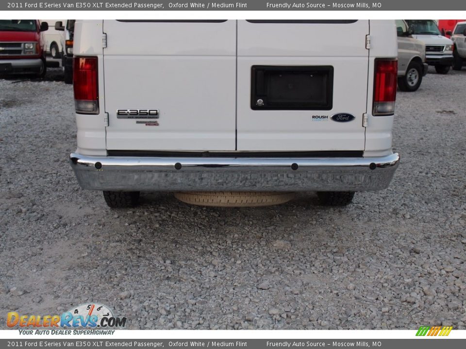 2011 Ford E Series Van E350 XLT Extended Passenger Oxford White / Medium Flint Photo #4