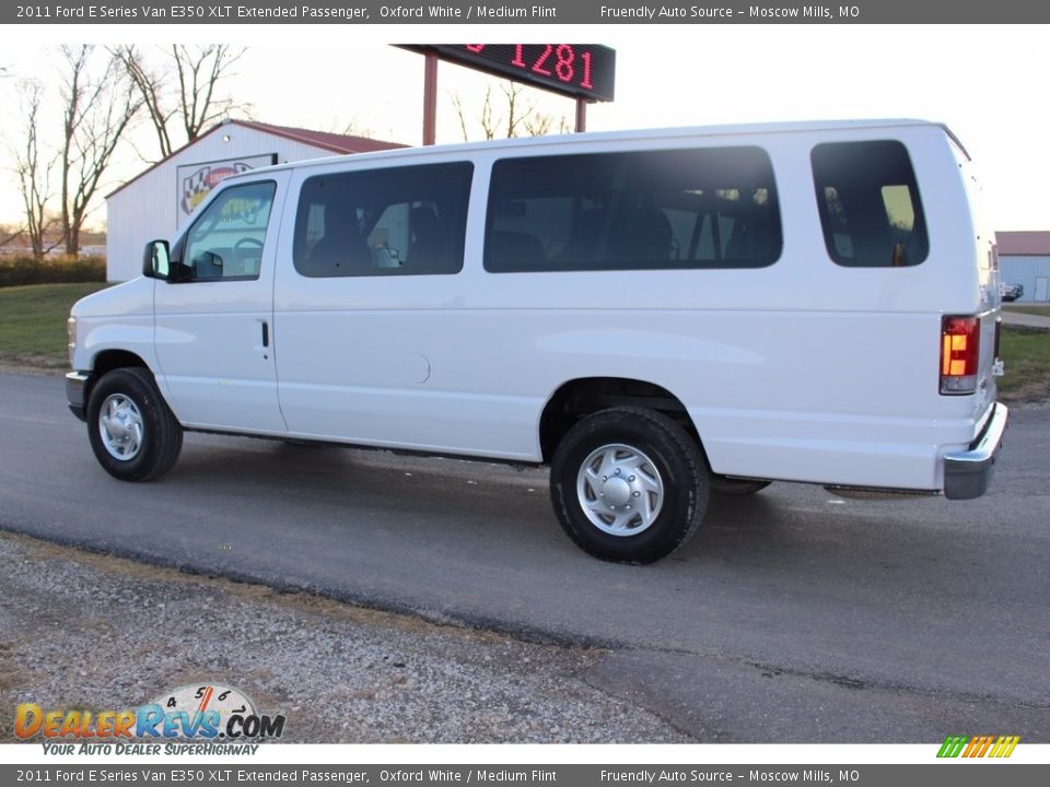 2011 Ford E Series Van E350 XLT Extended Passenger Oxford White / Medium Flint Photo #12