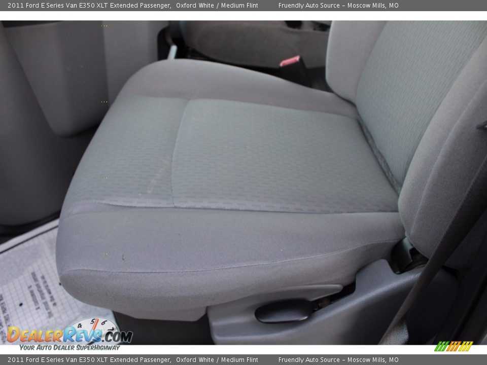 2011 Ford E Series Van E350 XLT Extended Passenger Oxford White / Medium Flint Photo #17