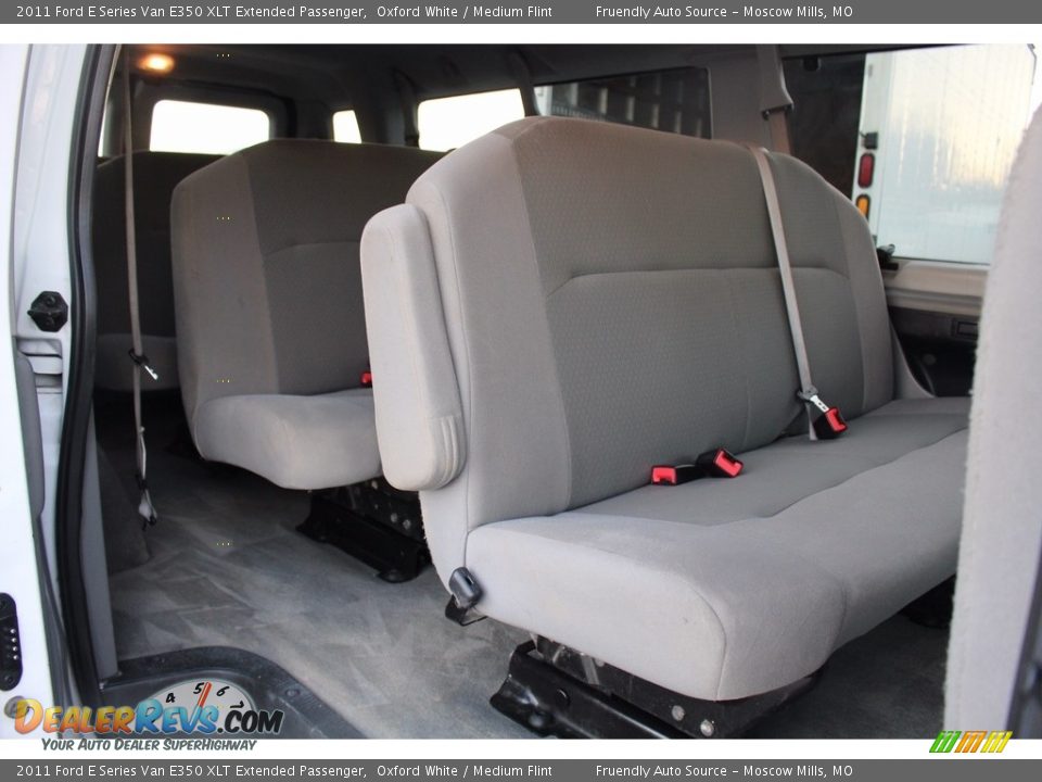 2011 Ford E Series Van E350 XLT Extended Passenger Oxford White / Medium Flint Photo #27