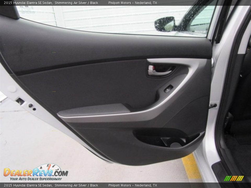2015 Hyundai Elantra SE Sedan Shimmering Air Silver / Black Photo #36