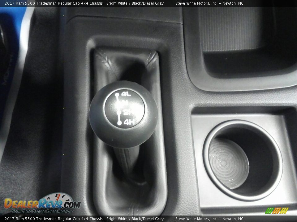 2017 Ram 5500 Tradesman Regular Cab 4x4 Chassis Bright White / Black/Diesel Gray Photo #4