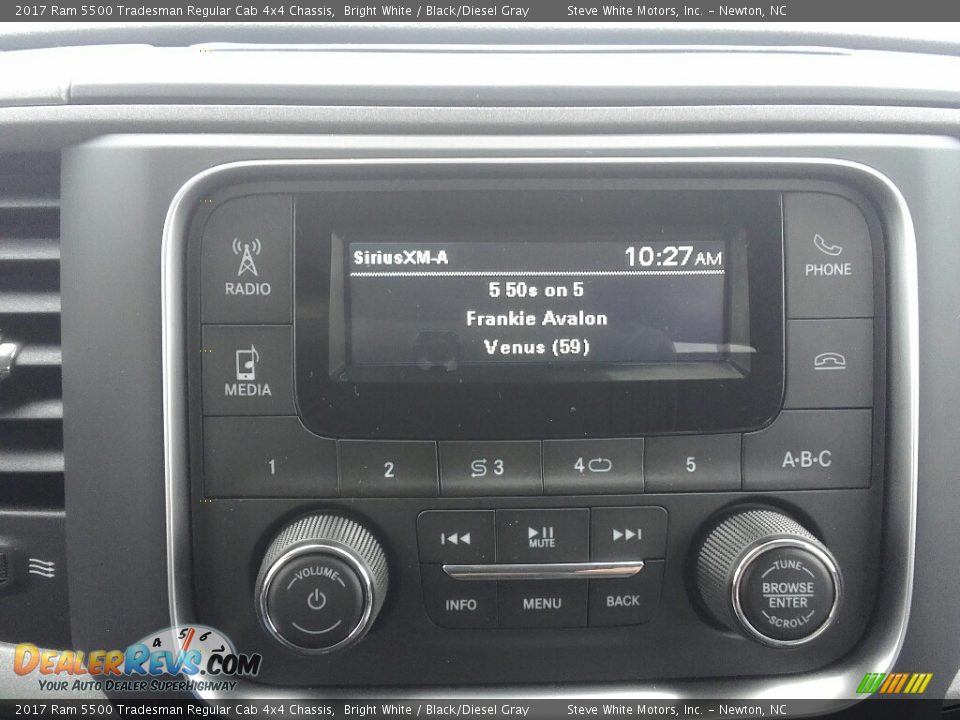 2017 Ram 5500 Tradesman Regular Cab 4x4 Chassis Bright White / Black/Diesel Gray Photo #7