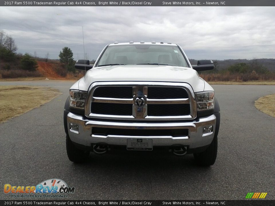 2017 Ram 5500 Tradesman Regular Cab 4x4 Chassis Bright White / Black/Diesel Gray Photo #11