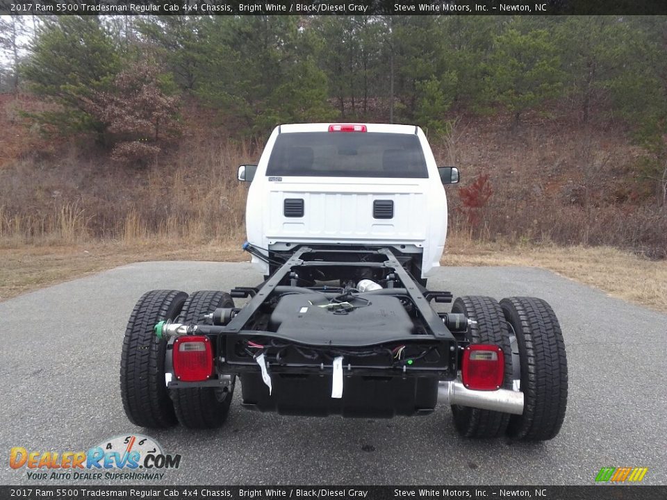 2017 Ram 5500 Tradesman Regular Cab 4x4 Chassis Bright White / Black/Diesel Gray Photo #15