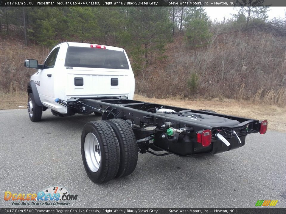 2017 Ram 5500 Tradesman Regular Cab 4x4 Chassis Bright White / Black/Diesel Gray Photo #16