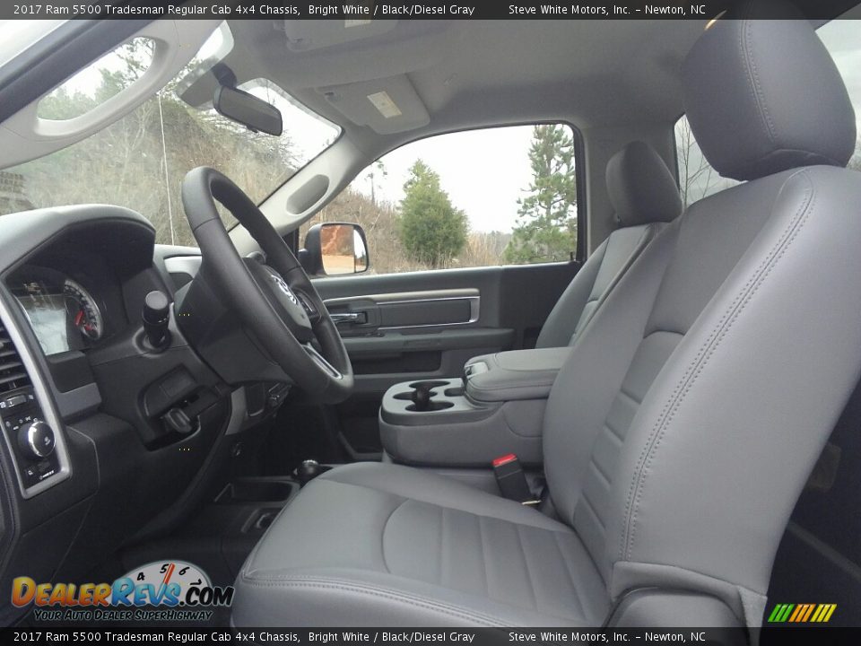 2017 Ram 5500 Tradesman Regular Cab 4x4 Chassis Bright White / Black/Diesel Gray Photo #19