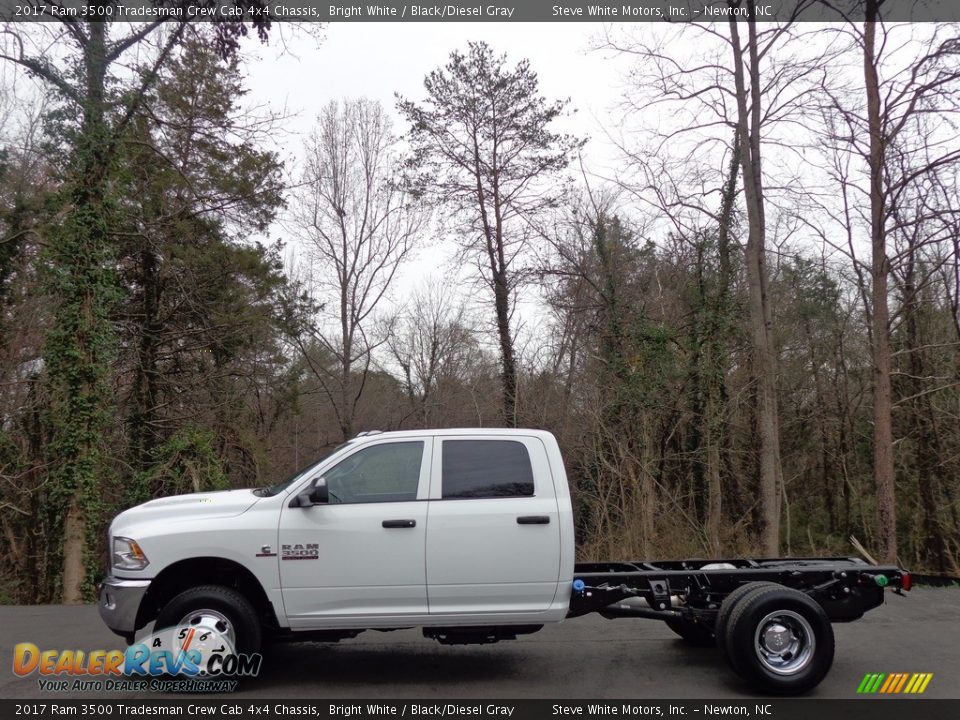 2017 Ram 3500 Tradesman Crew Cab 4x4 Chassis Bright White / Black/Diesel Gray Photo #1