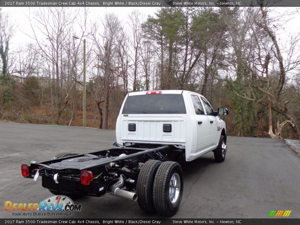 2017 Ram 3500 Tradesman Crew Cab 4x4 Chassis Bright White / Black/Diesel Gray Photo #8