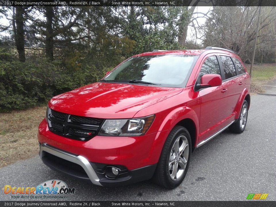 Front 3/4 View of 2017 Dodge Journey Crossroad AWD Photo #2