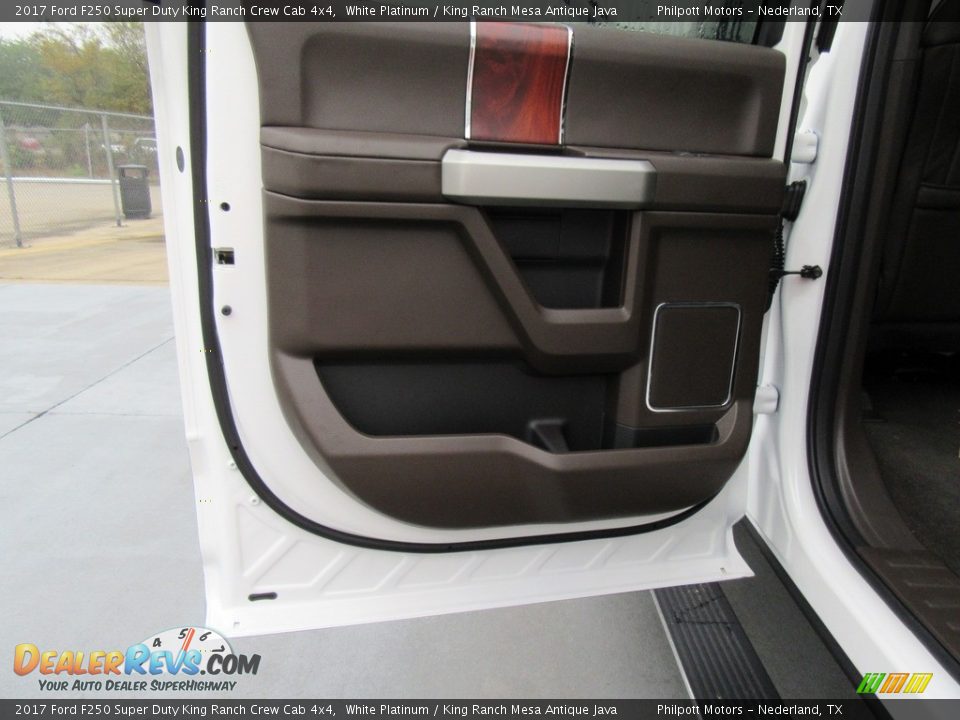 2017 Ford F250 Super Duty King Ranch Crew Cab 4x4 White Platinum / King Ranch Mesa Antique Java Photo #17