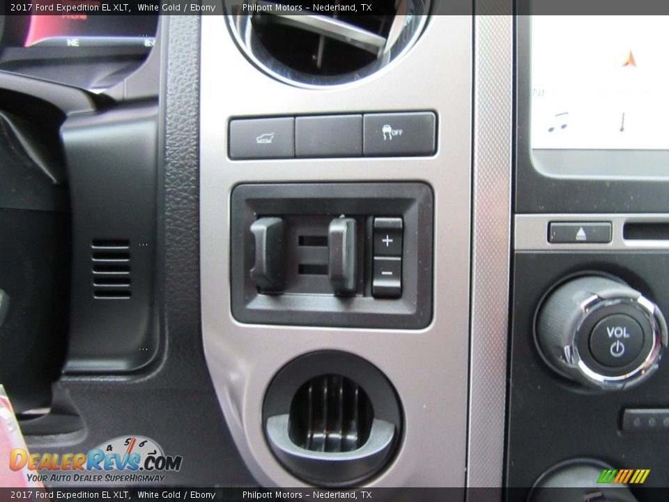 Controls of 2017 Ford Expedition EL XLT Photo #33