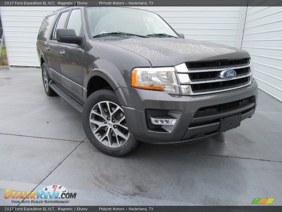 Front 3/4 View of 2017 Ford Expedition EL XLT Photo #1