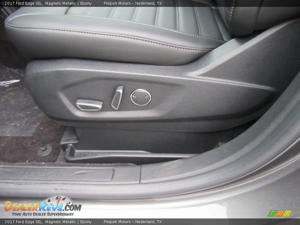 Front Seat of 2017 Ford Edge SEL Photo #23