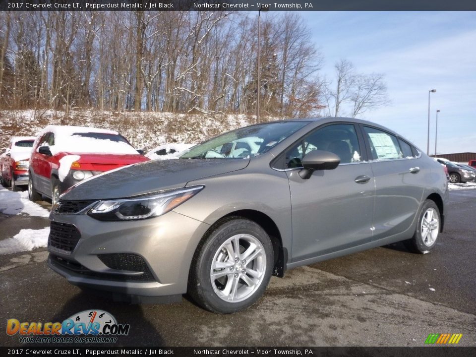 2017 Chevrolet Cruze LT Pepperdust Metallic / Jet Black Photo #1