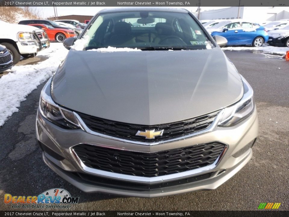 2017 Chevrolet Cruze LT Pepperdust Metallic / Jet Black Photo #2