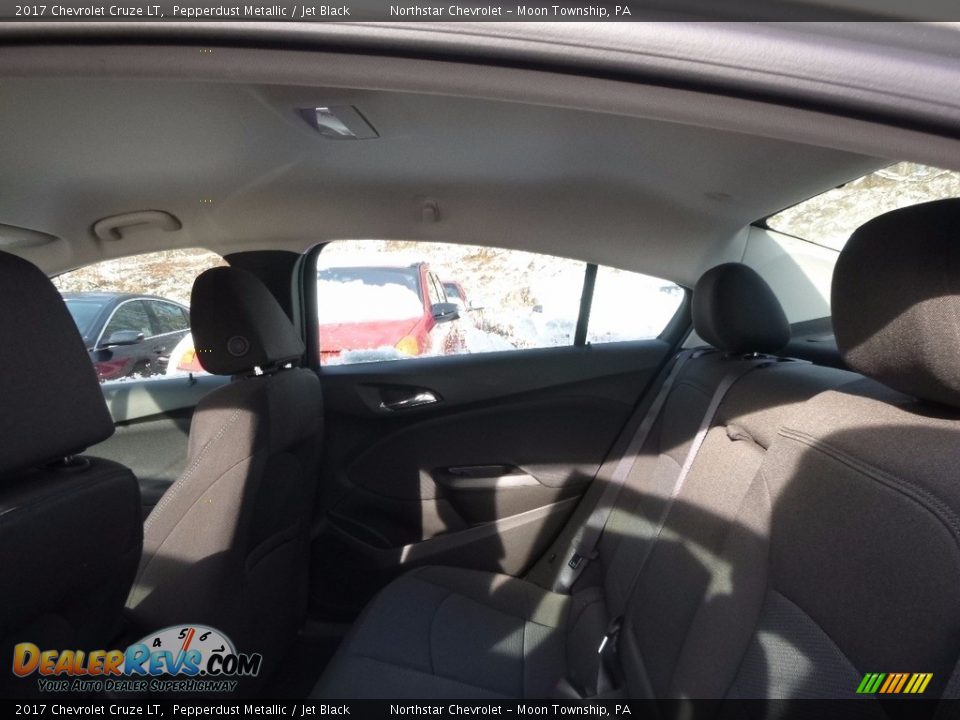 2017 Chevrolet Cruze LT Pepperdust Metallic / Jet Black Photo #11