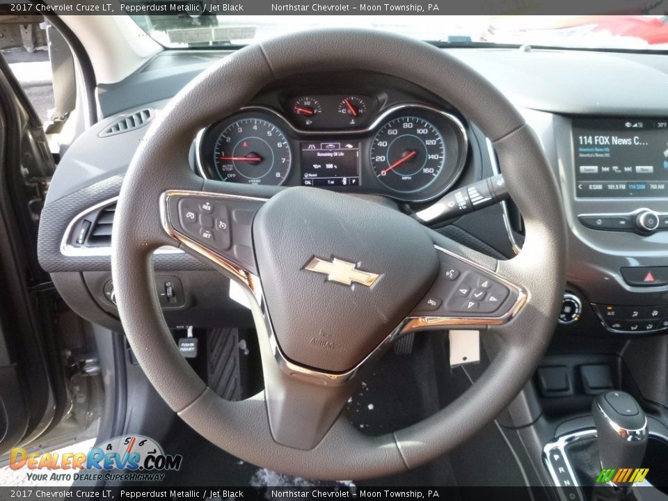 2017 Chevrolet Cruze LT Pepperdust Metallic / Jet Black Photo #15