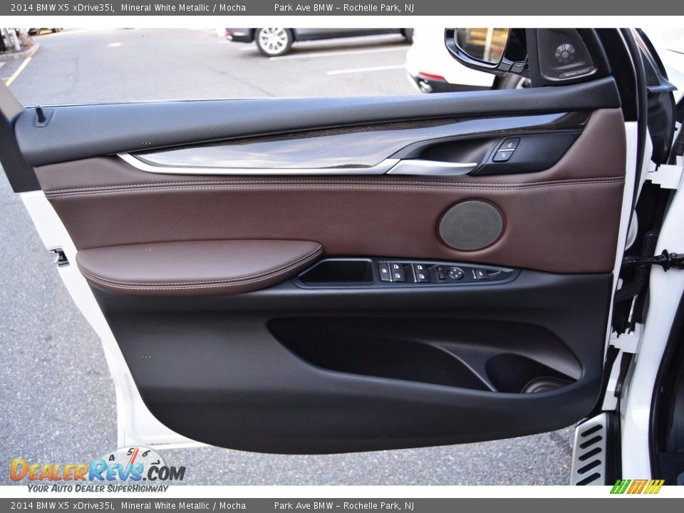 2014 BMW X5 xDrive35i Mineral White Metallic / Mocha Photo #8